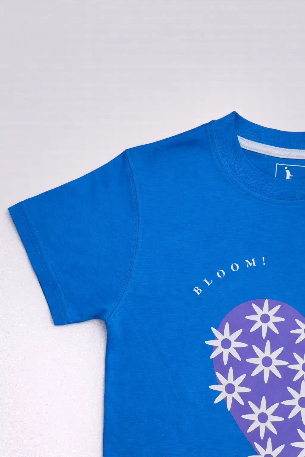 Boys blue t-shirt floral heart print close-up kids summer wear — MiMo Pakistan